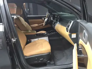 2023 Kia Sorento с пробегом 56 263 км