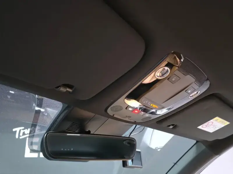 2023 Kia Sorento с пробегом 56 263 км