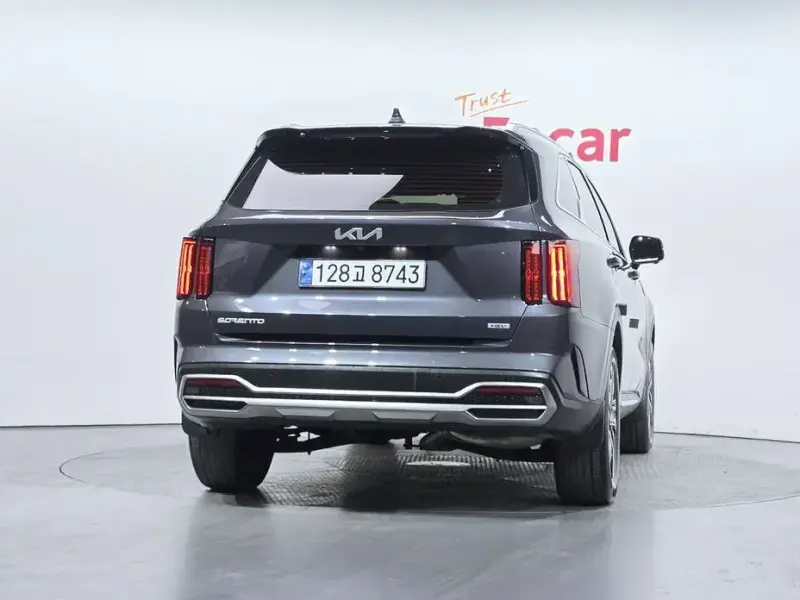 2022 Kia Sorento с пробегом 111 019 км