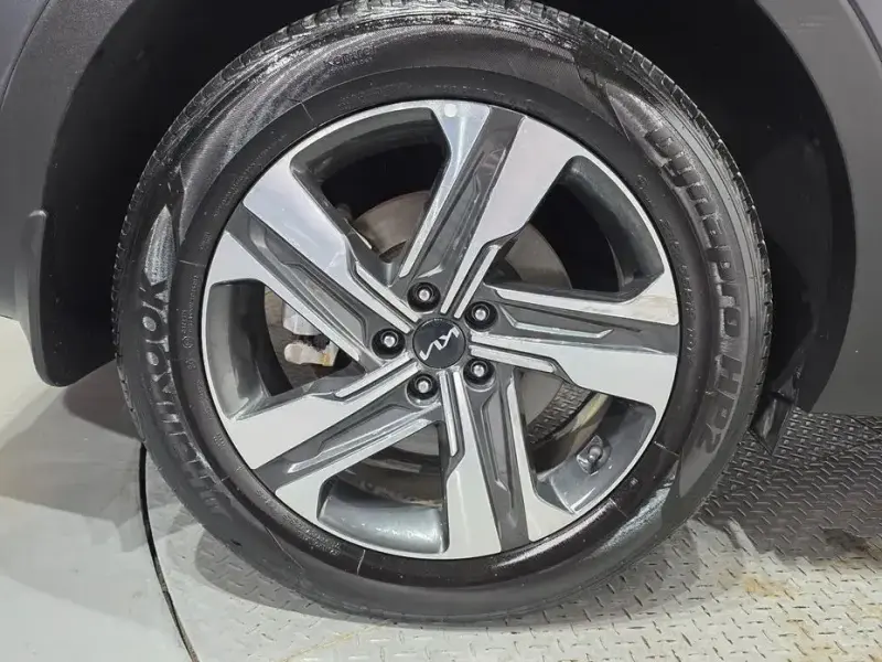 2022 Kia Sorento с пробегом 111 019 км