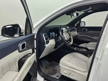 2022 Kia Sorento с пробегом 71 850 км
