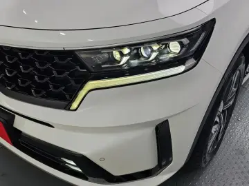 2022 Kia Sorento с пробегом 71 850 км
