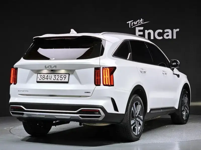 2023 Kia Sorento с пробегом 94 794 км