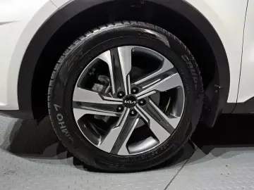 2023 Kia Sorento с пробегом 103 615 км