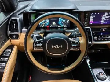 2023 Kia Sorento с пробегом 103 615 км