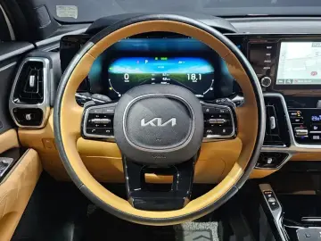2023 Kia Sorento с пробегом 94 794 км