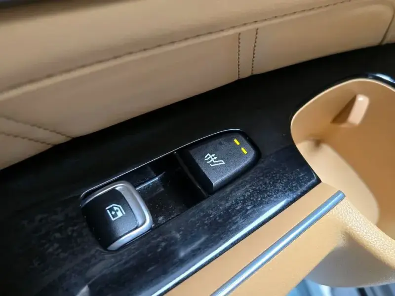 2023 Kia Sorento с пробегом 103 615 км
