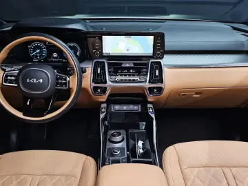 2023 Kia Sorento с пробегом 21 080 км