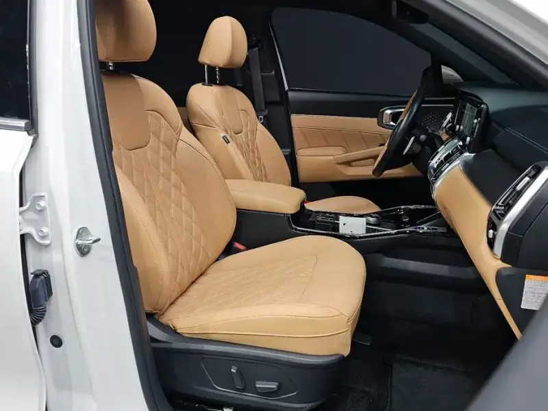 2023 Kia Sorento с пробегом 21 080 км