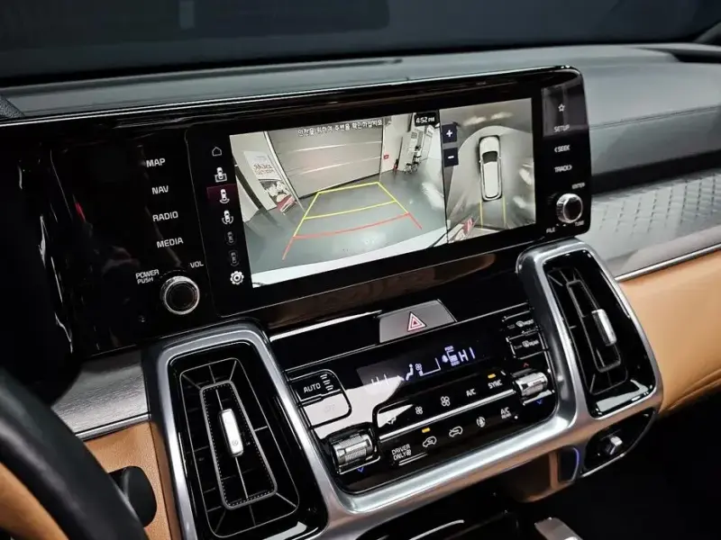 2023 Kia Sorento с пробегом 21 080 км