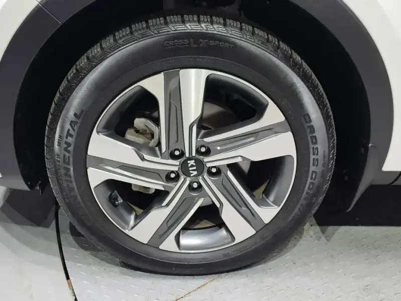 2021 Kia Sorento с пробегом 11 906 км