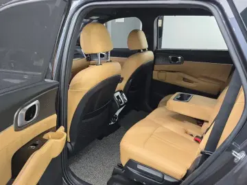2022 Kia Sorento с пробегом 54 596 км