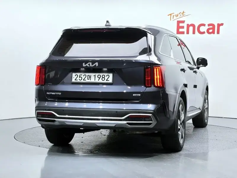 2022 Kia Sorento с пробегом 92 504 км