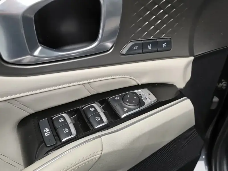 2022 Kia Sorento с пробегом 92 504 км