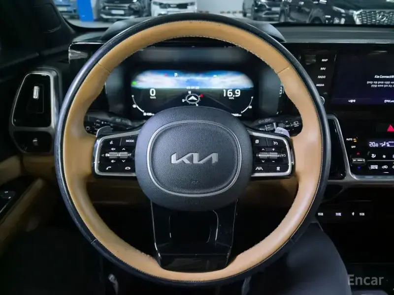 2023 Kia Sorento с пробегом 59 405 км