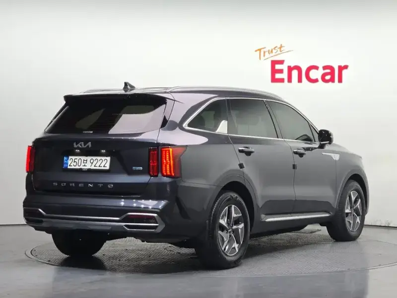 2021 Kia Sorento с пробегом 81 637 км