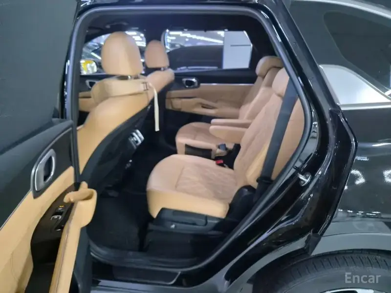 2023 Kia Sorento с пробегом 59 405 км