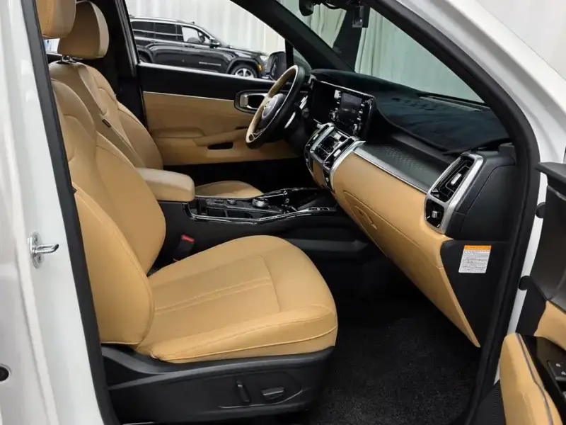 2022 Kia Sorento с пробегом 49 084 км