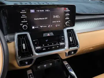 2022 Kia Sorento с пробегом 49 084 км