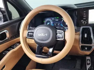 2023 Kia Sorento с пробегом 69 349 км