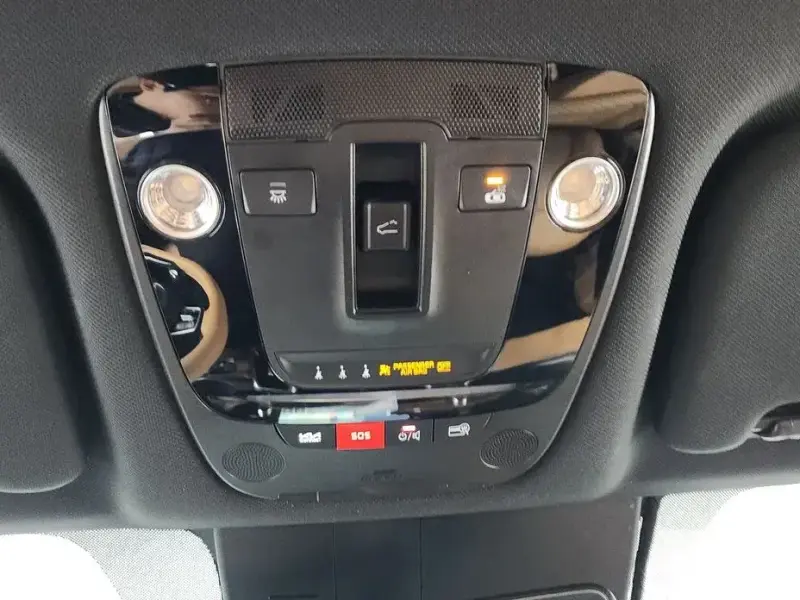 2023 Kia Sorento с пробегом 69 349 км