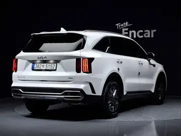 2022 Kia Sorento с пробегом 81 023 км
