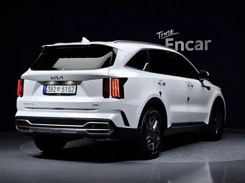 2022 Kia Sorento с пробегом 81 023 км