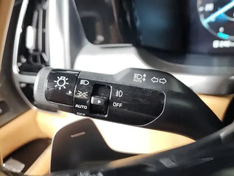 2023 Kia Sorento с пробегом 69 349 км