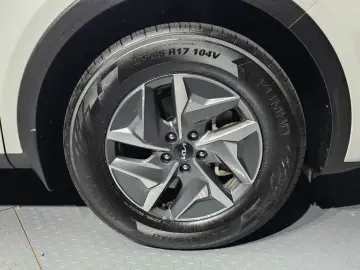 2022 Kia Sorento с пробегом 81 023 км