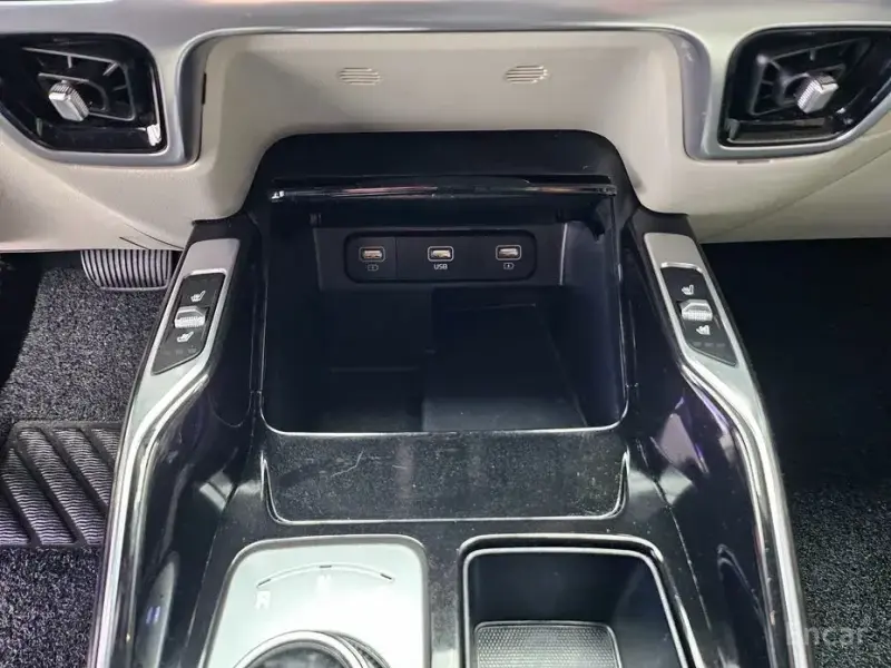 2020 Kia Sorento с пробегом 82 103 км