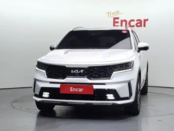 2022 Kia Sorento с пробегом 9 734 км