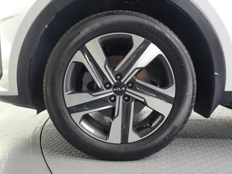 2022 Kia Sorento с пробегом 9 734 км