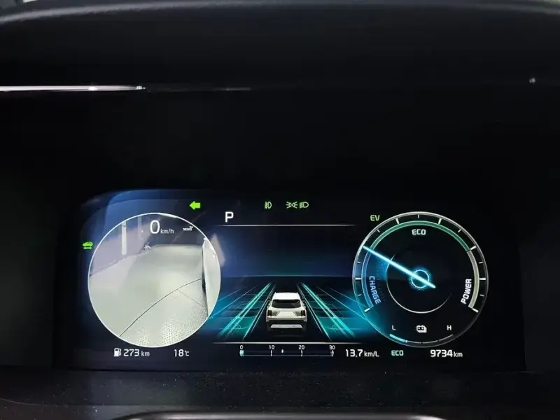 2022 Kia Sorento с пробегом 9 734 км