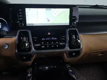 2022 Kia Sorento с пробегом 9 734 км