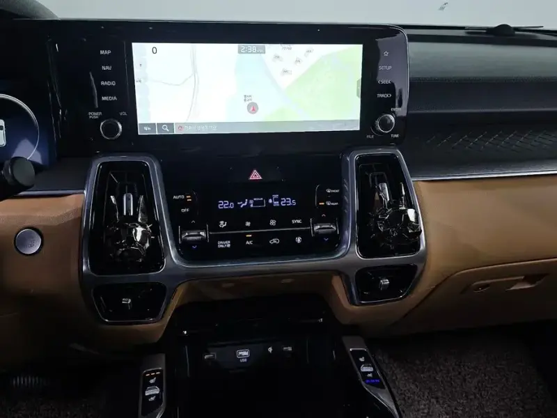 2022 Kia Sorento с пробегом 9 734 км