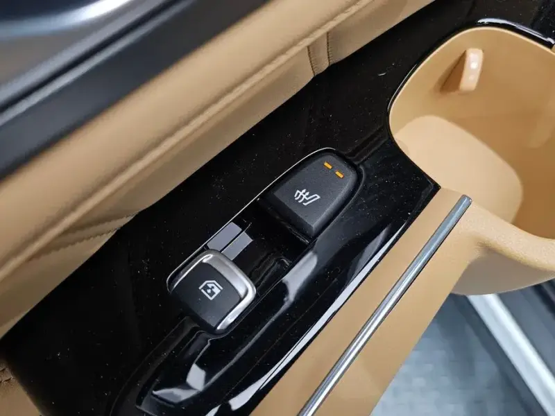2022 Kia Sorento с пробегом 9 734 км