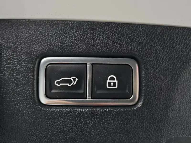 2022 Kia Sorento с пробегом 9 734 км