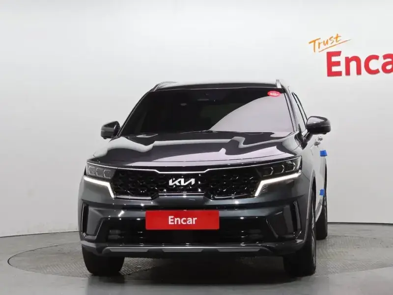 2023 Kia Sorento с пробегом 45 828 км