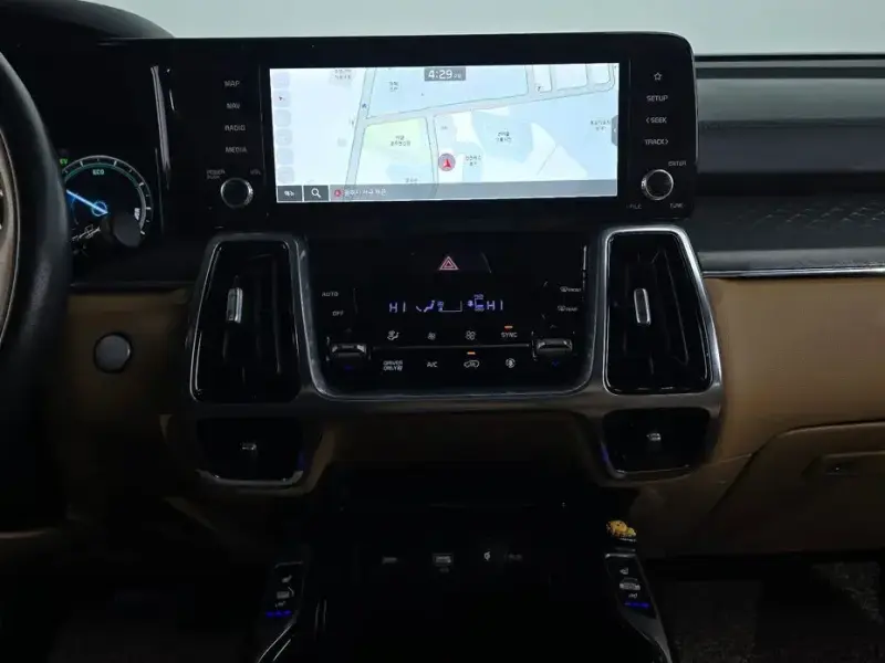 2023 Kia Sorento с пробегом 45 828 км