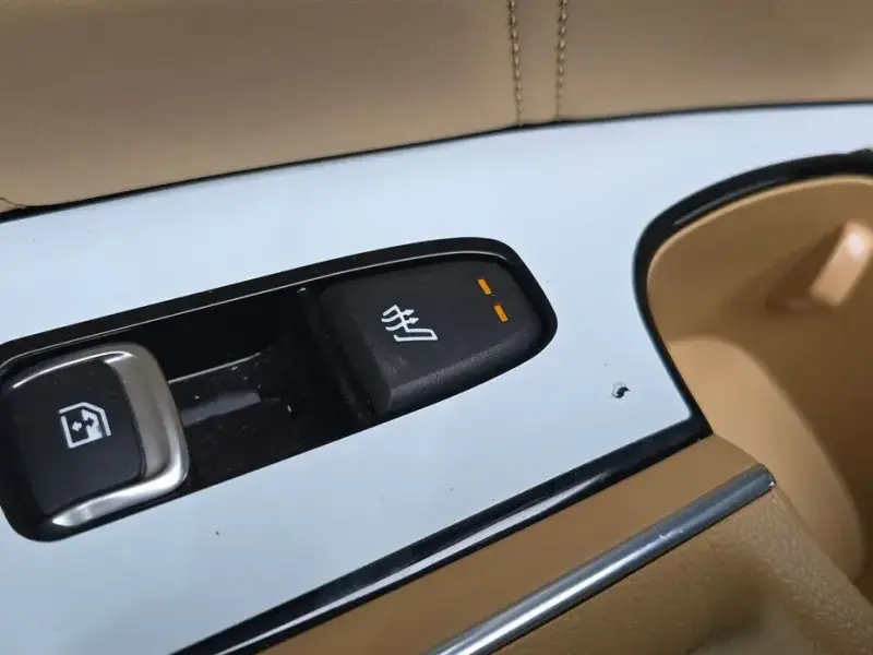 2023 Kia Sorento с пробегом 45 828 км