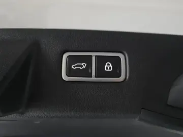 2023 Kia Sorento с пробегом 80 099 км