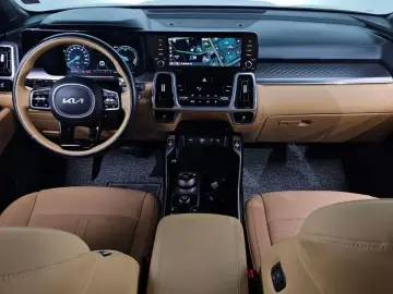 2022 Kia Sorento с пробегом 22 002 км