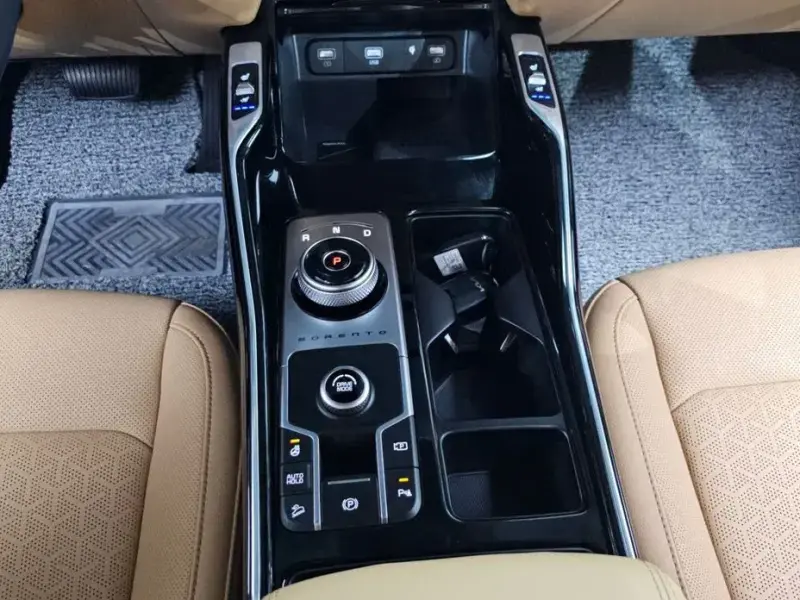 2022 Kia Sorento с пробегом 22 002 км