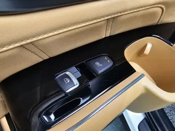 2022 Kia Sorento с пробегом 22 002 км