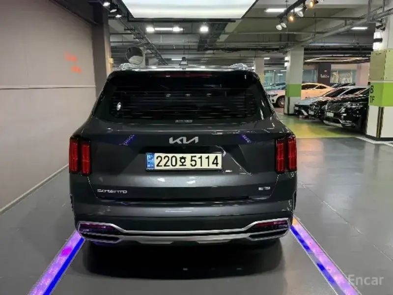 2023 Kia Sorento с пробегом 61 101 км