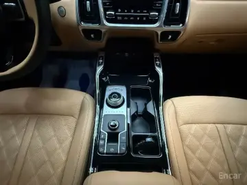 2023 Kia Sorento с пробегом 61 101 км