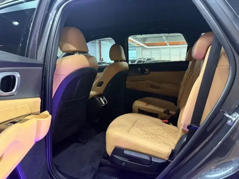 2023 Kia Sorento с пробегом 61 101 км