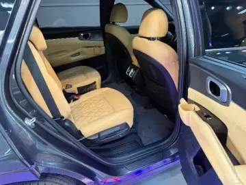 2023 Kia Sorento с пробегом 61 101 км