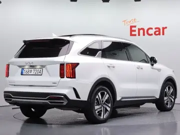 2023 Kia Sorento с пробегом 30 426 км