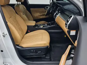 2023 Kia Sorento с пробегом 30 426 км